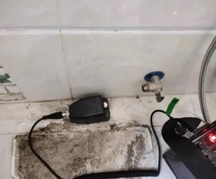 文安屋顶漏水维修公司分享下卫生间漏水的危害及解决方法